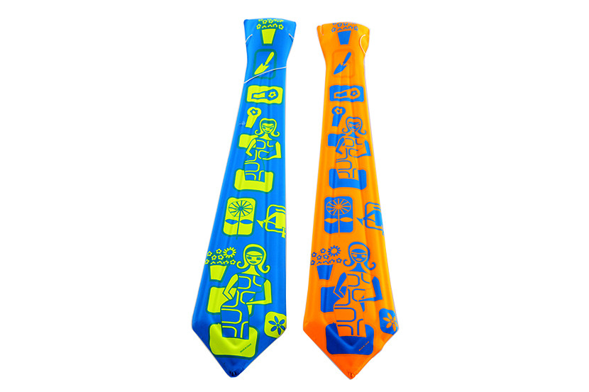 GRAVATA PLAST FESTA 43CM