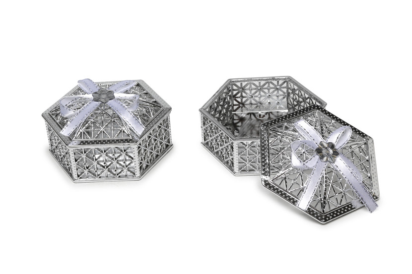 LEMBRANCINHA CAIXA PLAST SEXT LACO PRATEADO