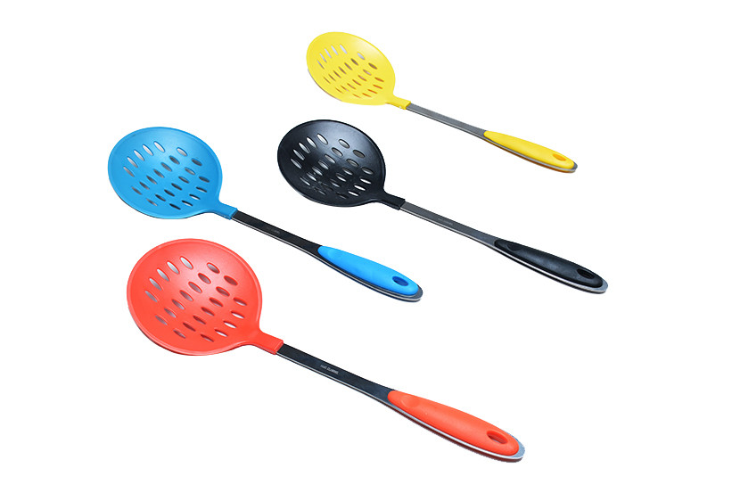 COLOR - ESCUMADEIRA METAL PLAST 35,5CM  X30