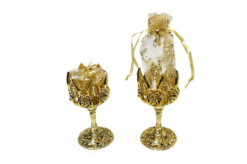 LEMBRANCINHA COROA PLAST SACO OURO  X12