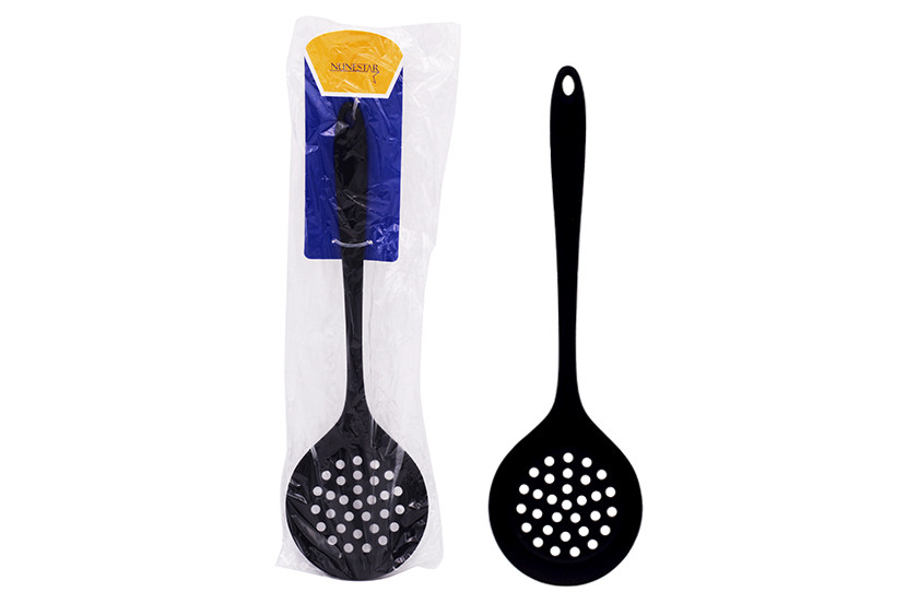 SILICONE PRETO - ESCUMADEIRA 32CM  X36