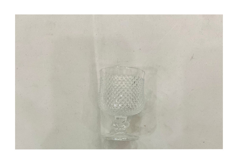 TACA VIDRO LICOR TRANSP C06 40ML PONTILHADA